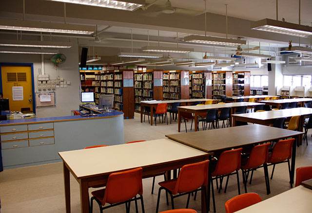 学校设备回收